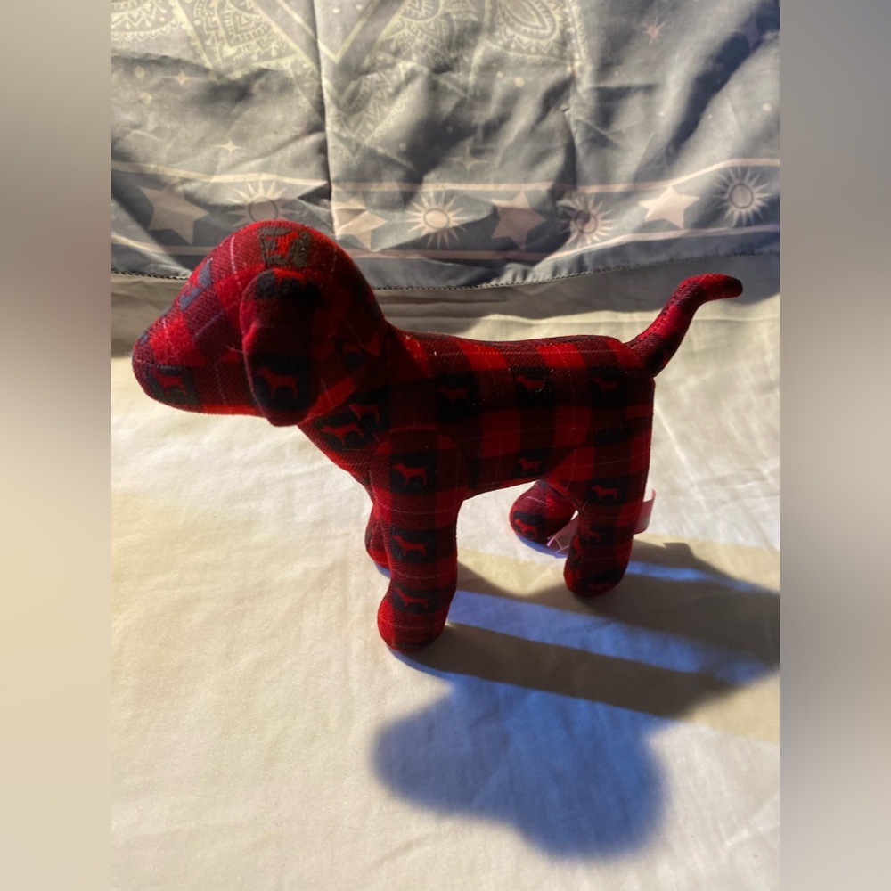 Victoria Secret Pink Red Plaid Dog No Scarf Teen Gift Collectable D3-1525